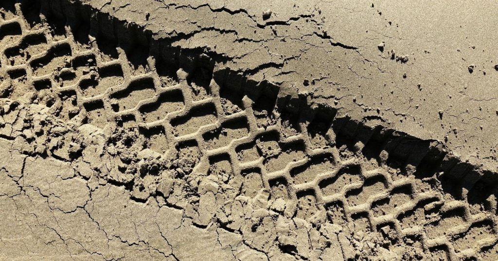 bfgoodrich mud terrain ta km3 タイヤ 強力なグリップ力