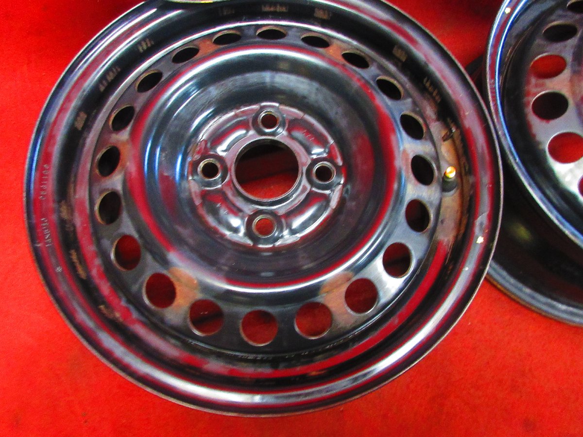 2819834075.jpg