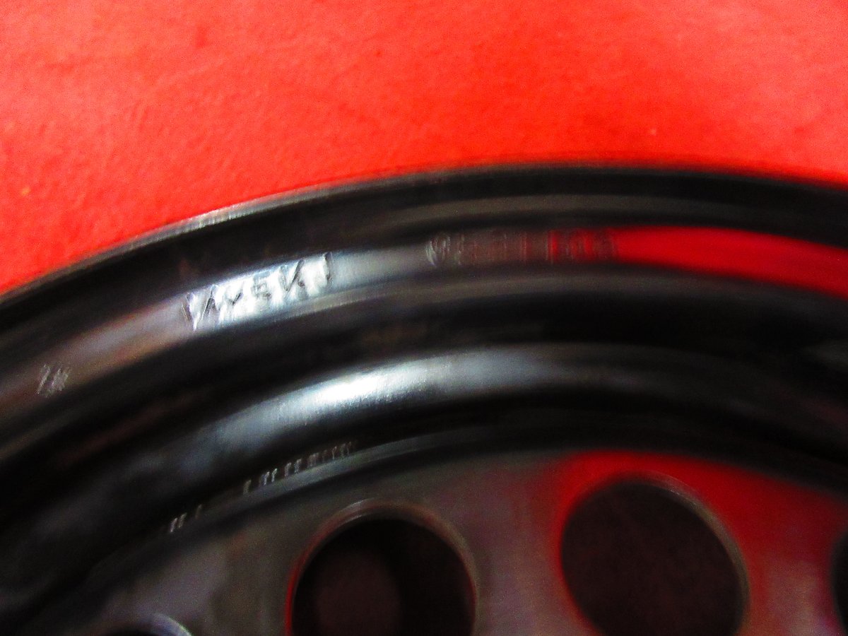 2819834075.jpg