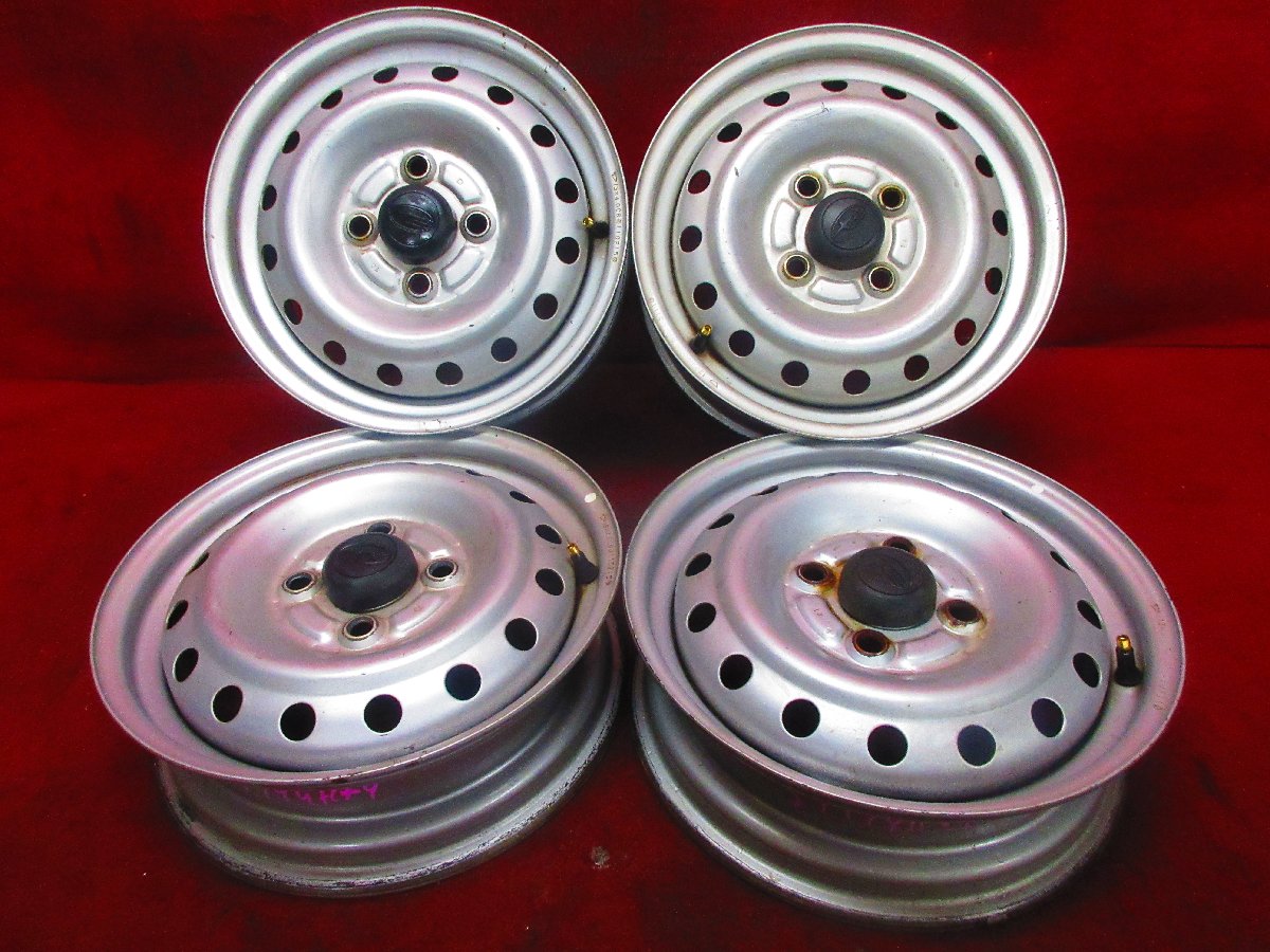 2819845640.jpg