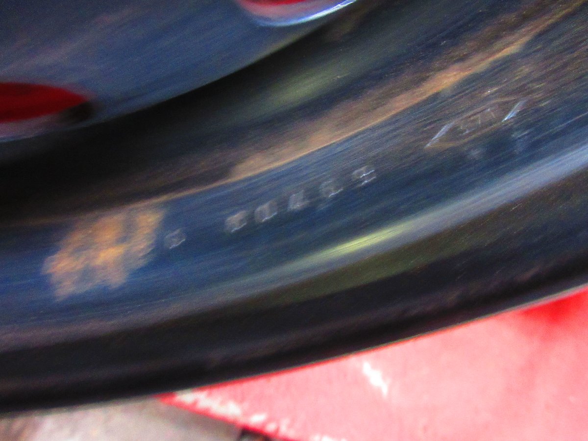 3048480295.jpg
