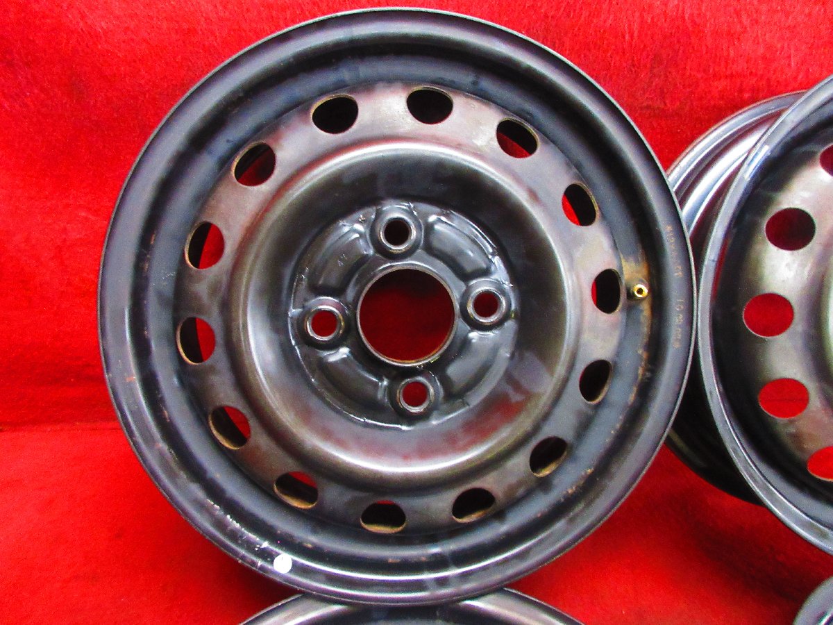 2819832814.jpg