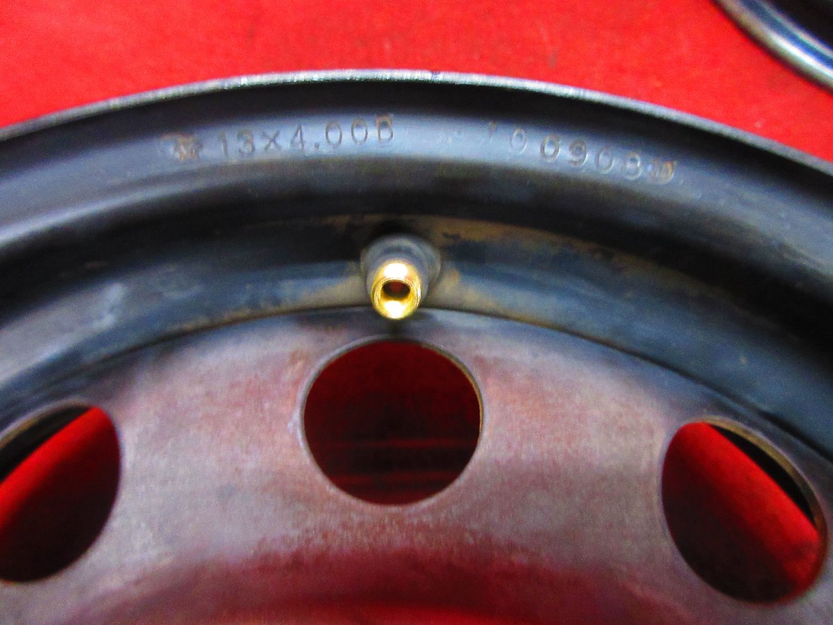 2819832814.jpg