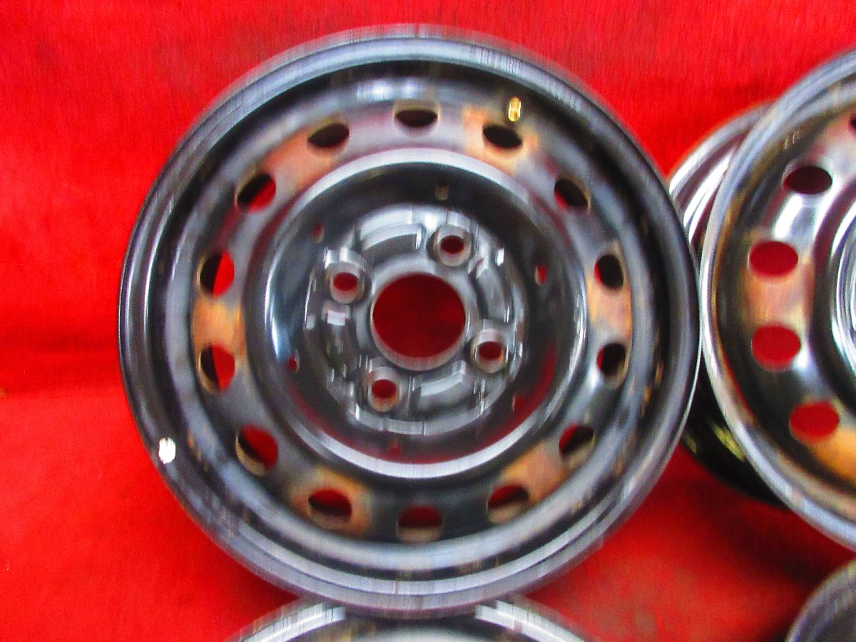 2819838834.jpg
