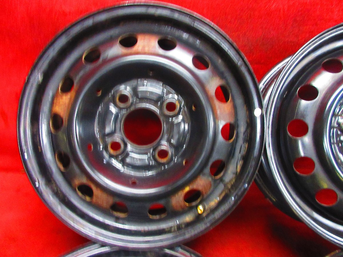 2819845632.jpg