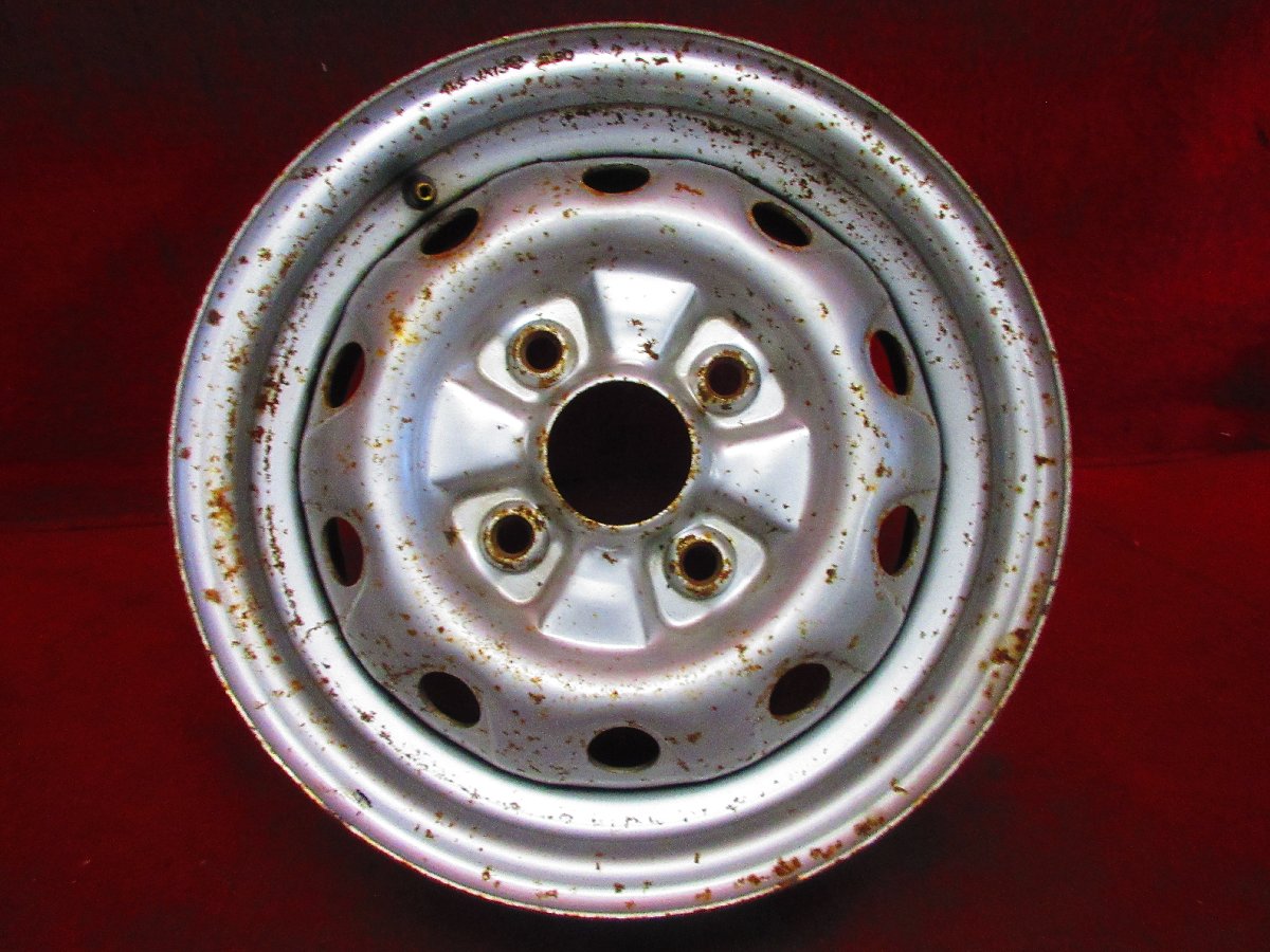 3042884364.jpg